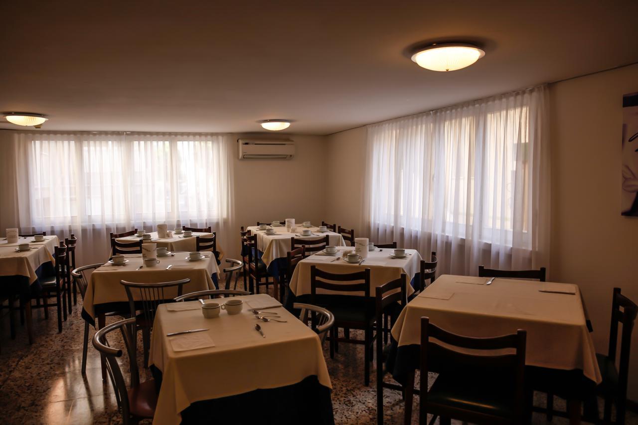 Hotel Venus Rimini Eksteriør bilde